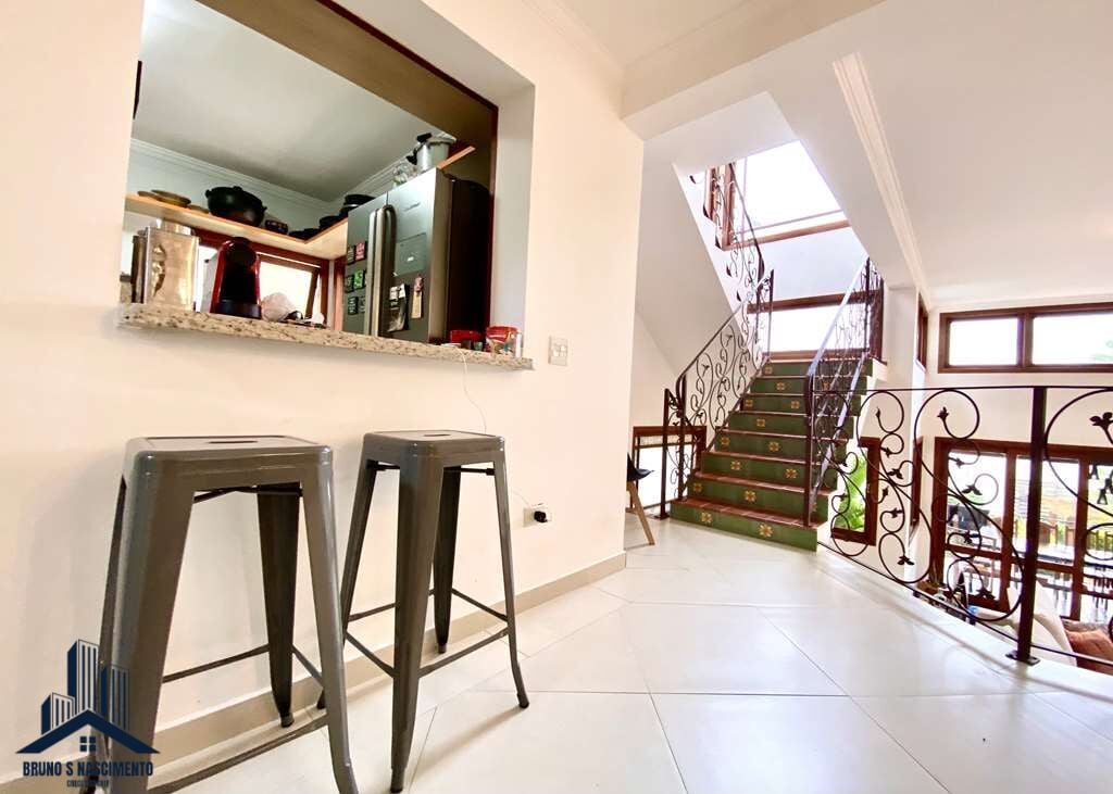 Casa à venda com 4 quartos, 4 suítes, 2 vagas e 325m² no Moinho Velho, Cotia (SP) — foto 12 de 30
