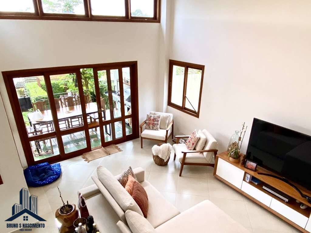 Casa à venda com 4 quartos, 4 suítes, 2 vagas e 325m² no Moinho Velho, Cotia (SP) — foto 4 de 30