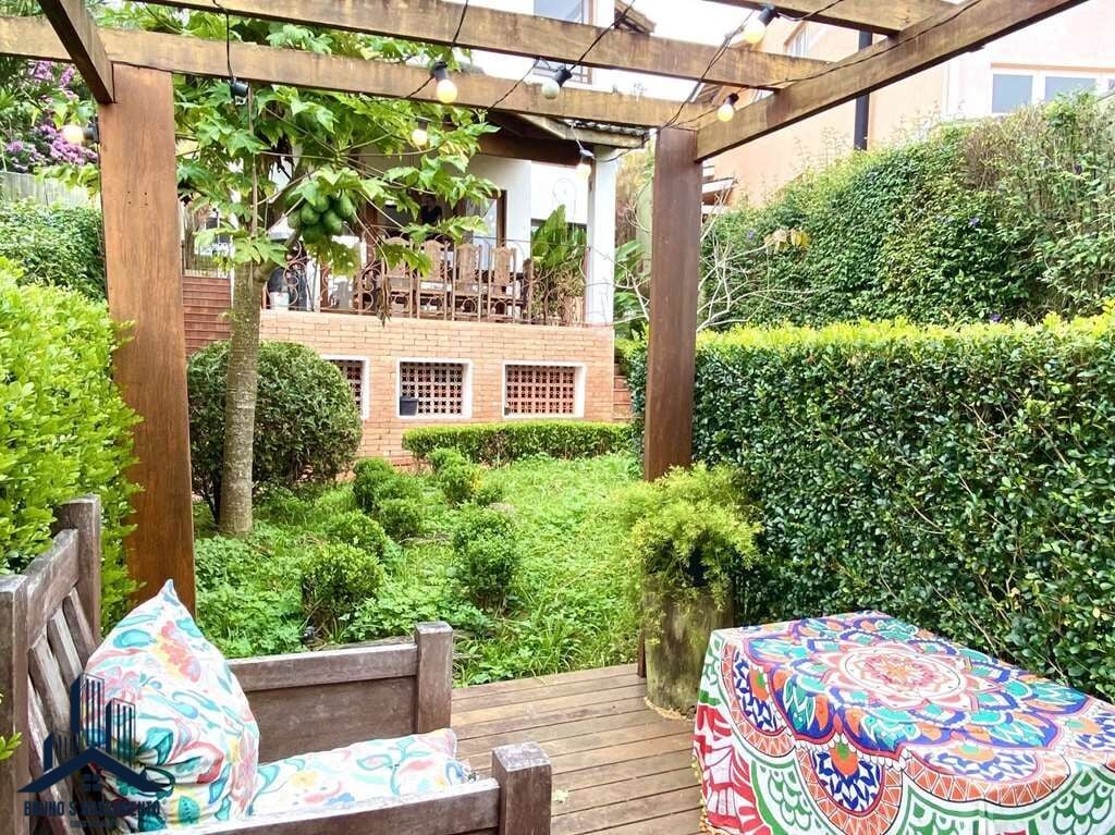 Casa à venda com 4 quartos, 4 suítes, 2 vagas e 325m² no Moinho Velho, Cotia (SP) — foto 21 de 30