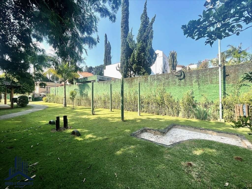 Casa à venda com 4 quartos, 1 suíte, 6 vagas e 440m² no Granja Viana, Cotia (SP) — foto 13 de 30