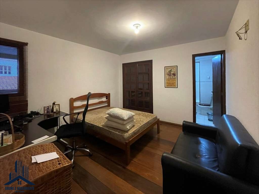 Casa à venda com 5 quartos, 3 suítes, 7 vagas e 471m² no Granja Viana, Cotia (SP) — foto 18 de 30