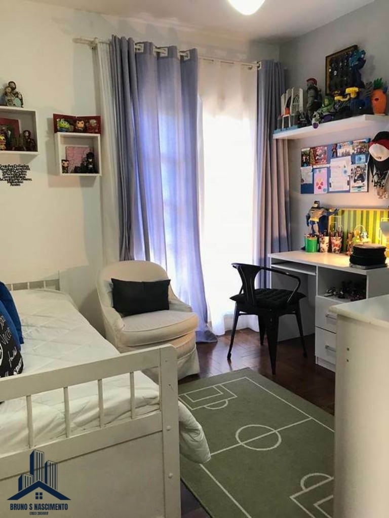 Casa à venda com 4 quartos, 1 suíte, 8 vagas e 243m² no Petit Village, Cotia (SP) — foto 5 de 19