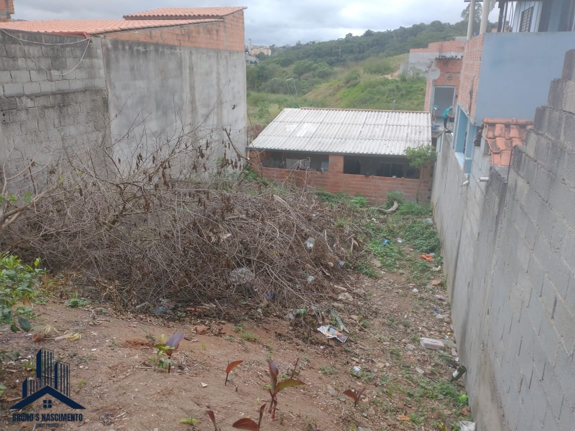 Terreno à venda com 246m² de terreno no Jardim São Miguel, Cotia (SP) — foto 4 de 8