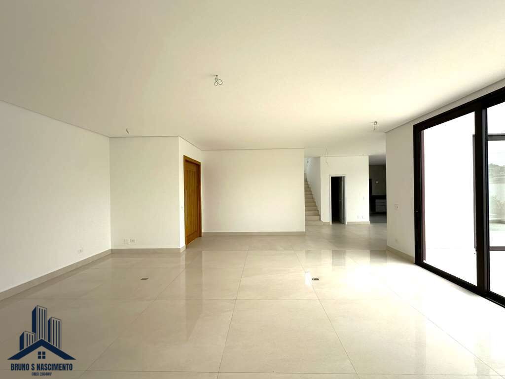 Casa para alugar com 4 quartos, 4 suítes, 4 vagas e 307m² no Granja Viana, Carapicuíba (SP) — foto 29 de 30