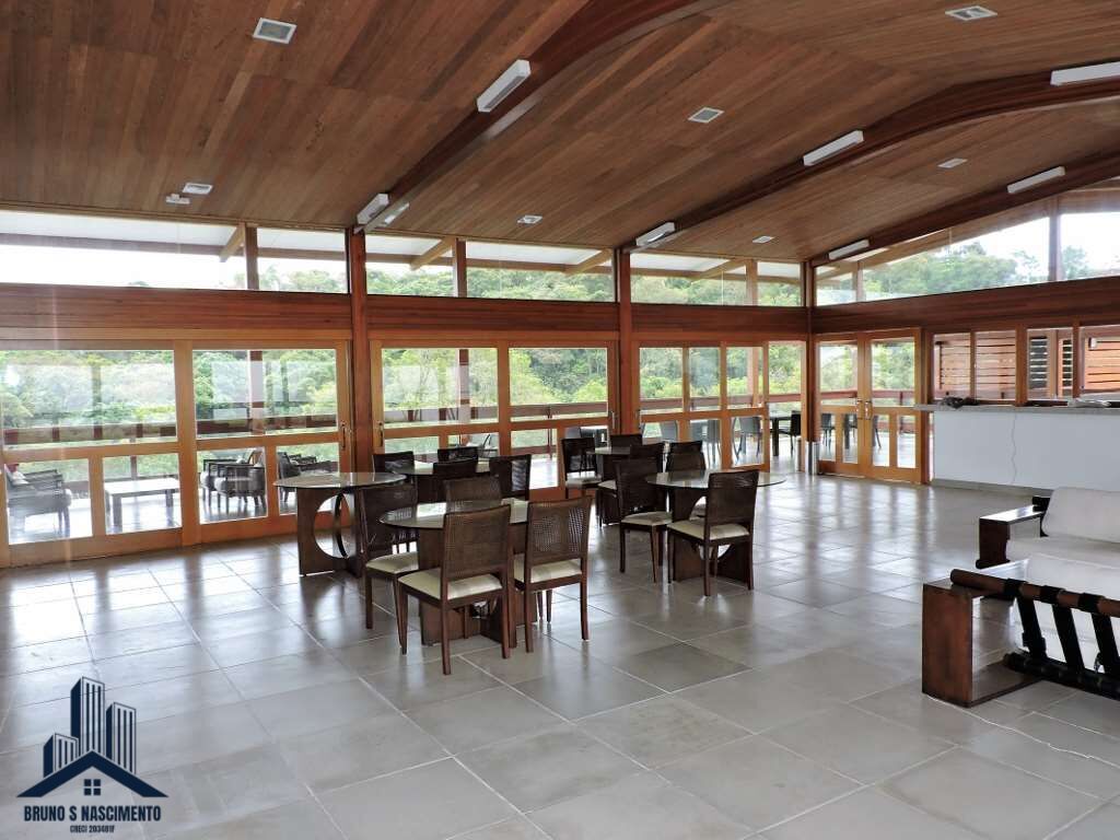 Casa para alugar com 4 quartos, 4 suítes, 4 vagas e 307m² no Granja Viana, Carapicuíba (SP) — foto 10 de 30