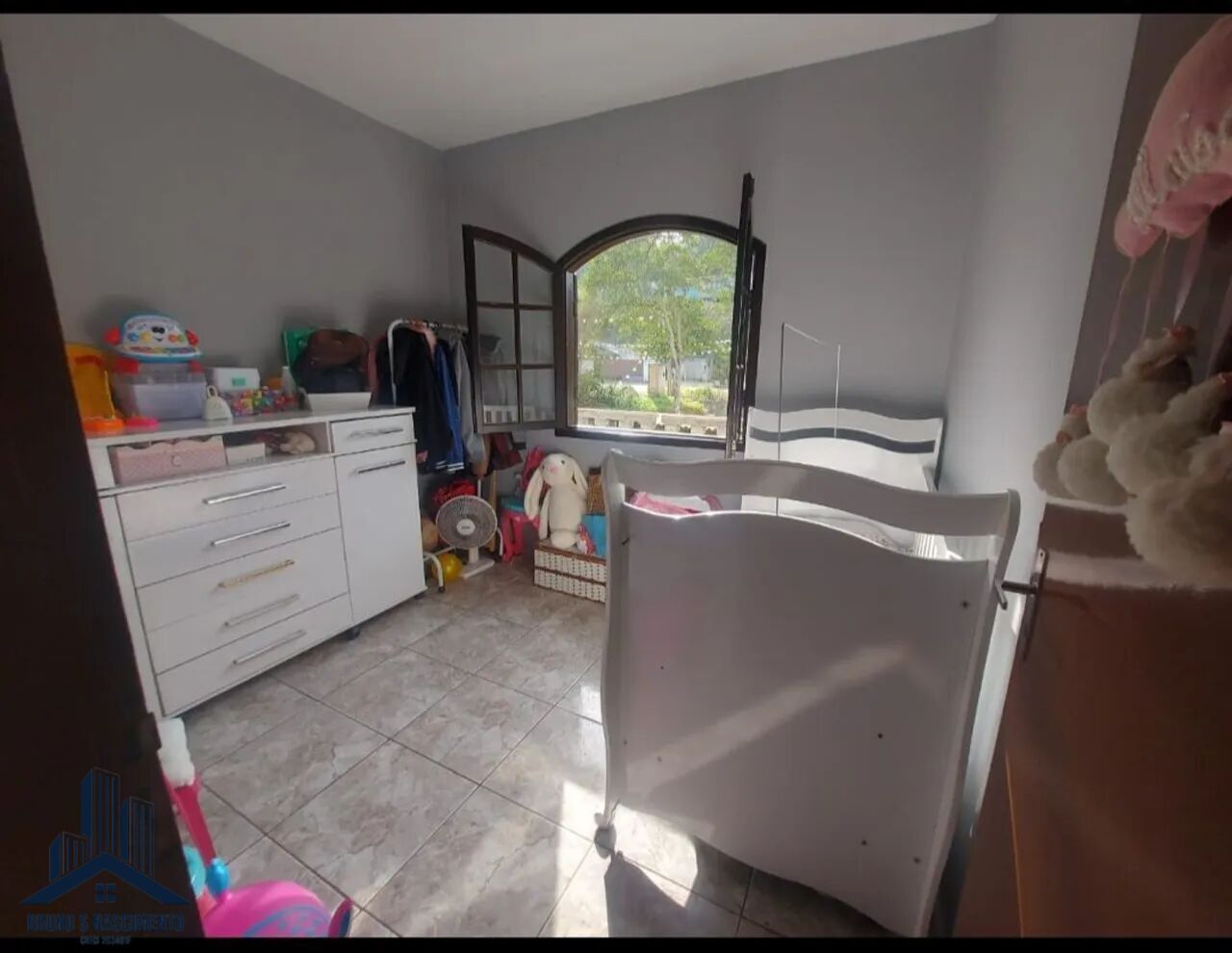 Casa à venda com 4 quartos, 1 suíte, 2 vagas e 172m² no Portal do Areião (Caucaia do Alto), Cotia (SP) — foto 9 de 20