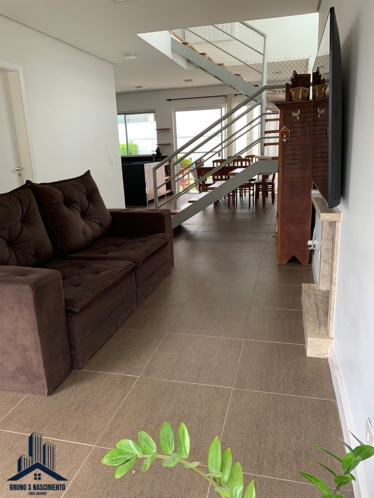 Casa à venda com 3 quartos, 3 suítes, 5 vagas e 171m² no Jardim Pioneiro, Cotia (SP) — foto 4 de 30