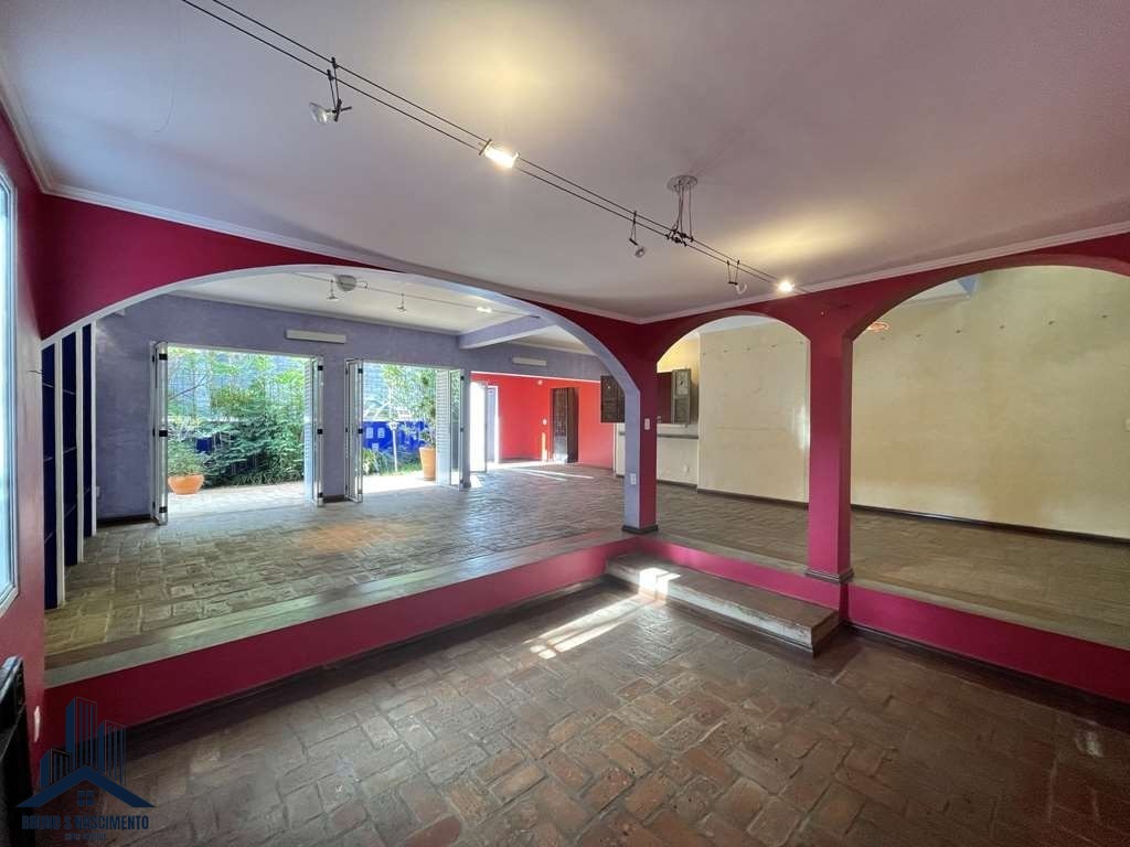 Casa à venda com 5 quartos, 3 suítes, 6 vagas e 370m² no Terras do Madeira, Carapicuíba (SP) — foto 18 de 30