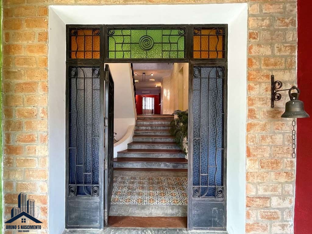 Casa à venda com 5 quartos, 3 suítes, 6 vagas e 370m² no Terras do Madeira, Carapicuíba (SP) — foto 8 de 30
