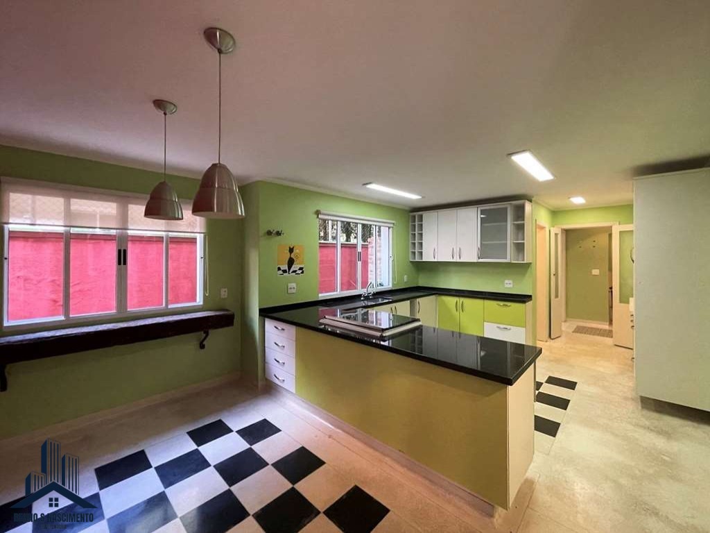 Casa à venda com 5 quartos, 3 suítes, 6 vagas e 370m² no Terras do Madeira, Carapicuíba (SP) — foto 25 de 30