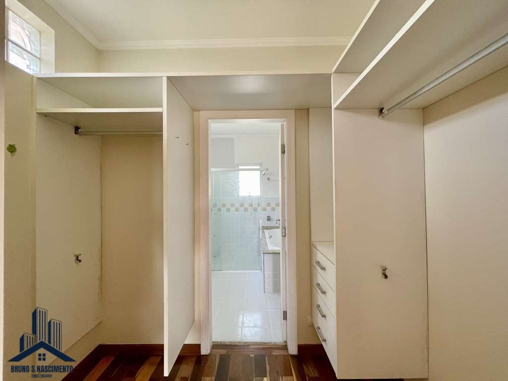 Casa à venda com 4 quartos, 4 suítes, 6 vagas e 311m² no Golf Gardens, Carapicuíba (SP) — foto 26 de 30