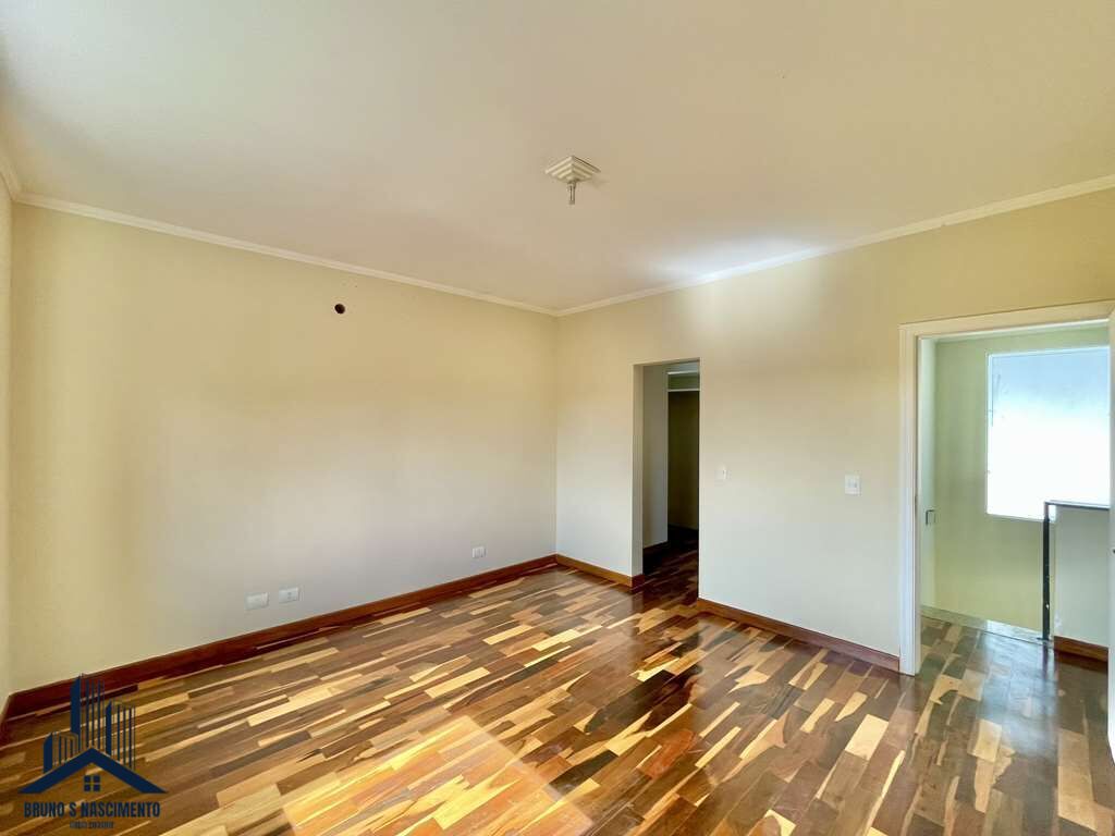 Casa para alugar com 4 quartos, 4 suítes, 6 vagas e 311m² no Golf Gardens, Carapicuíba (SP) — foto 24 de 30