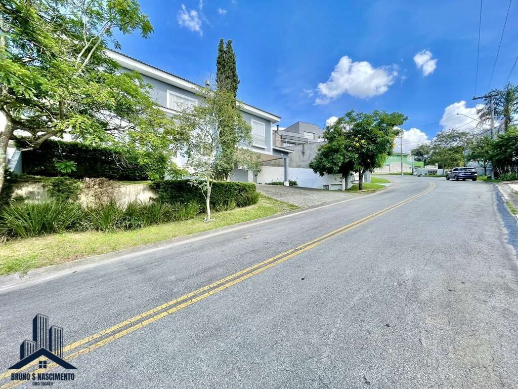 Casa para alugar com 4 quartos, 4 suítes, 6 vagas e 311m² no Golf Gardens, Carapicuíba (SP) — foto 4 de 30