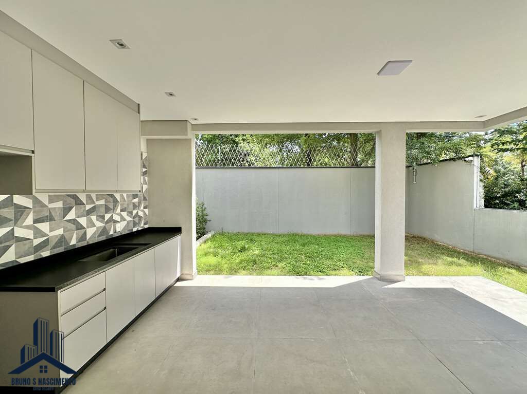Casa para alugar com 3 quartos, 3 suítes, 4 vagas e 326m² no Chácara do Refúgio, Carapicuíba (SP) — foto 21 de 30