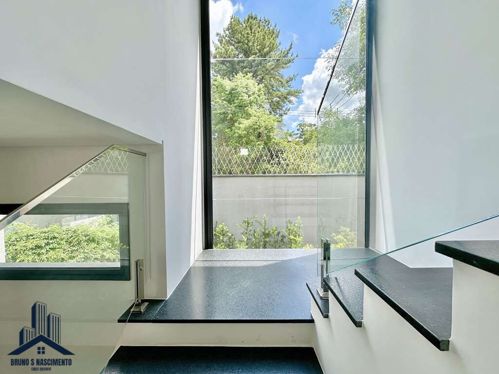 Casa para alugar com 3 quartos, 3 suítes, 4 vagas e 326m² no Chácara do Refúgio, Carapicuíba (SP) — foto 25 de 30