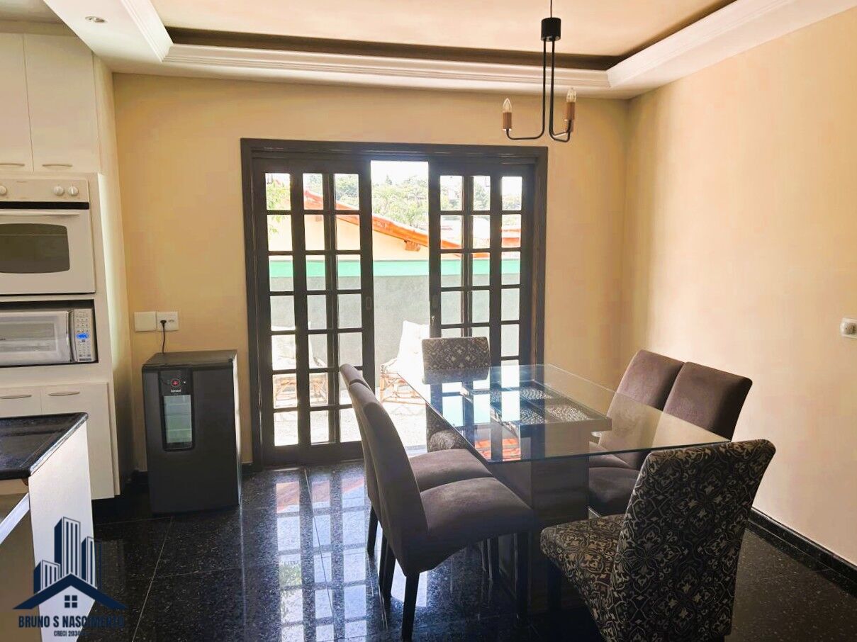 Casa para alugar com 3 quartos, 3 suítes, 6 vagas e 330m² no Parque Dom Henrique, Cotia (SP) — foto 14 de 30