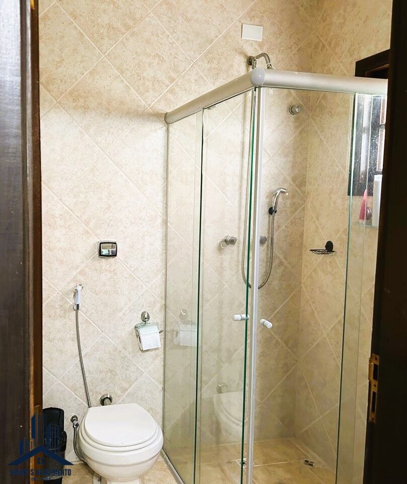 Casa para alugar com 3 quartos, 3 suítes, 6 vagas e 330m² no Parque Dom Henrique, Cotia (SP) — foto 24 de 30