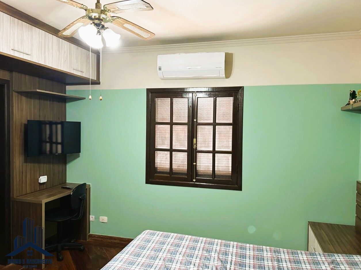Casa para alugar com 3 quartos, 3 suítes, 6 vagas e 330m² no Parque Dom Henrique, Cotia (SP) — foto 25 de 30