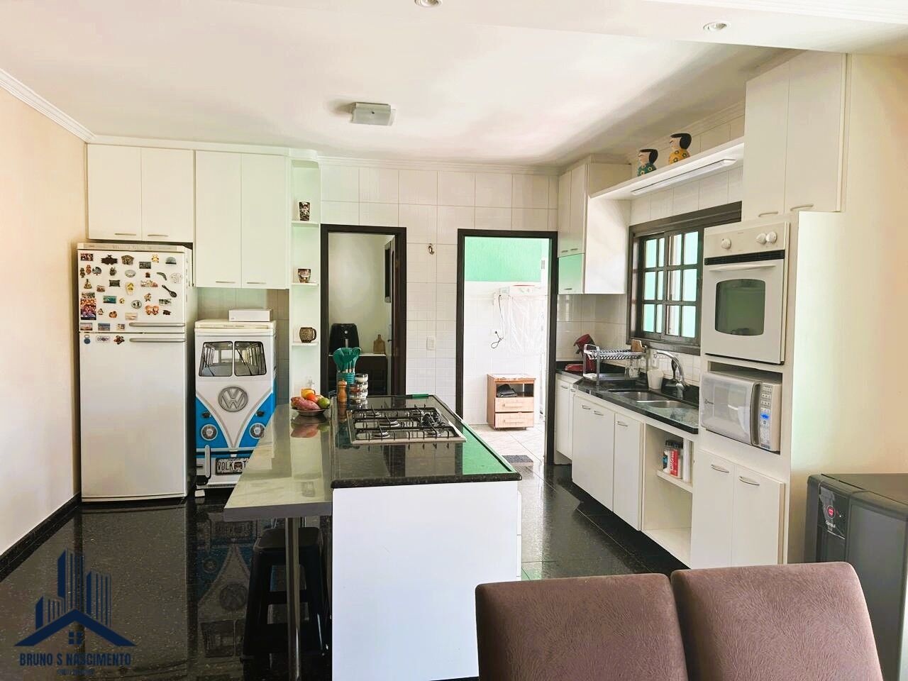 Casa para alugar com 3 quartos, 3 suítes, 6 vagas e 330m² no Parque Dom Henrique, Cotia (SP) — foto 21 de 30