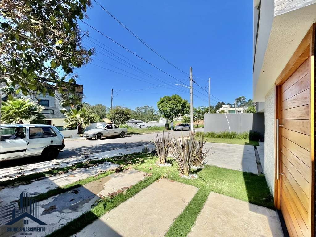 Casa à venda com 3 quartos, 3 suítes, 5 vagas e 230m² no Bairro Jardim Nossa Senhora das Graças, Cotia (SP) — foto 6 de 30