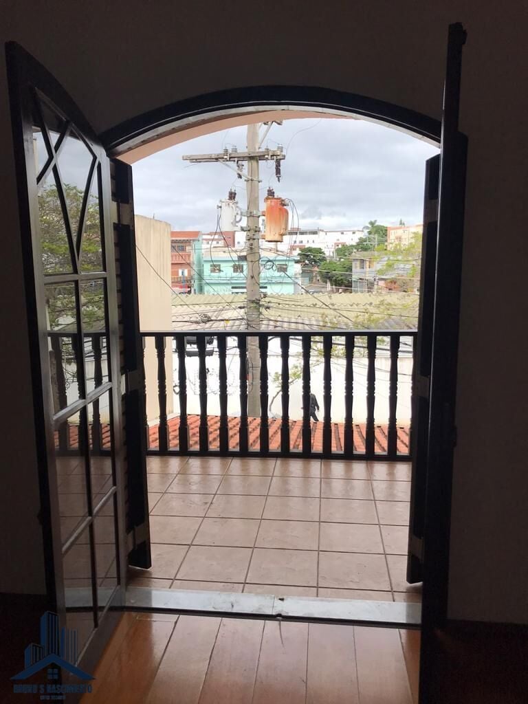 Casa à venda com 4 quartos, 1 suíte, 2 vagas e 205m² no Jardim Leonor, Cotia (SP) — foto 19 de 30