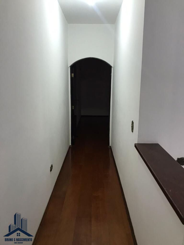 Casa à venda com 4 quartos, 1 suíte, 2 vagas e 205m² no Jardim Leonor, Cotia (SP) — foto 12 de 30