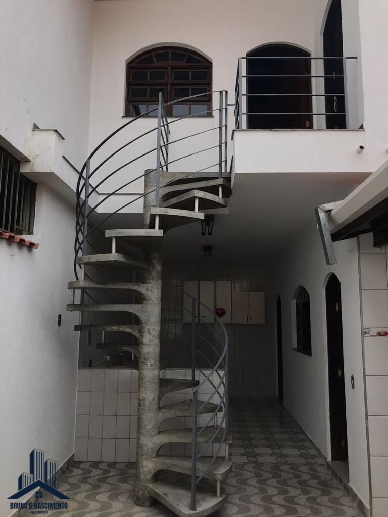 Casa à venda com 4 quartos, 1 suíte, 2 vagas e 205m² no Jardim Leonor, Cotia (SP) — foto 26 de 30