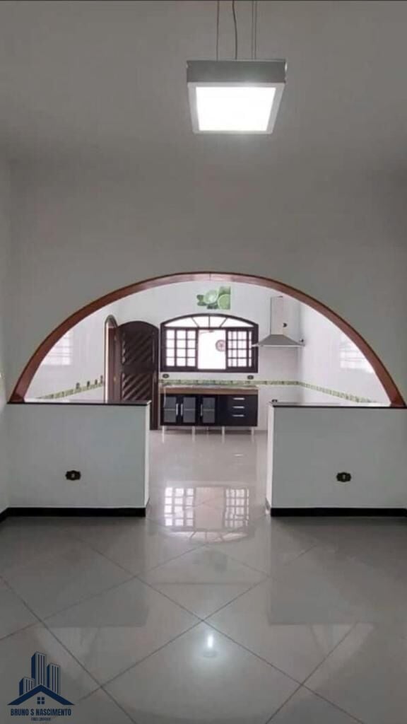 Casa à venda com 4 quartos, 1 suíte, 2 vagas e 205m² no Jardim Leonor, Cotia (SP) — foto 23 de 30