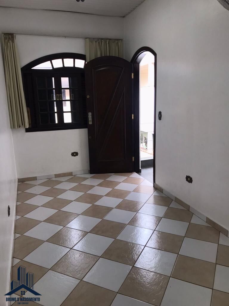 Casa à venda com 4 quartos, 1 suíte, 2 vagas e 205m² no Jardim Leonor, Cotia (SP) — foto 27 de 30