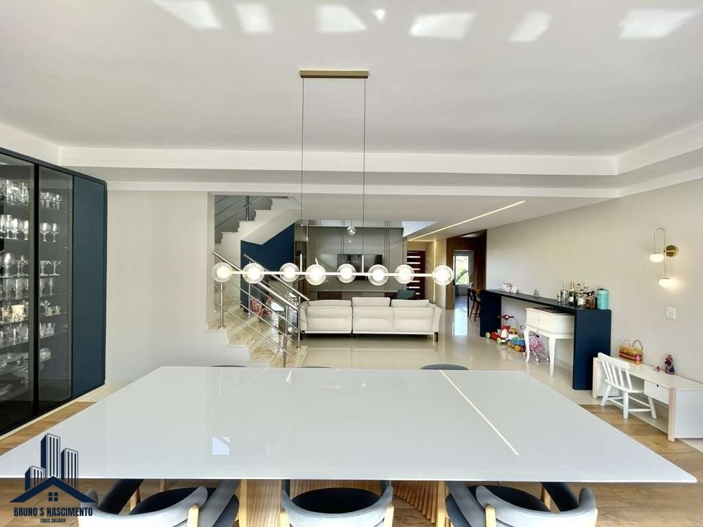 Casa à venda com 4 quartos, 4 suítes, 6 vagas e 358m² no São Paulo II, Cotia (SP) — foto 12 de 30