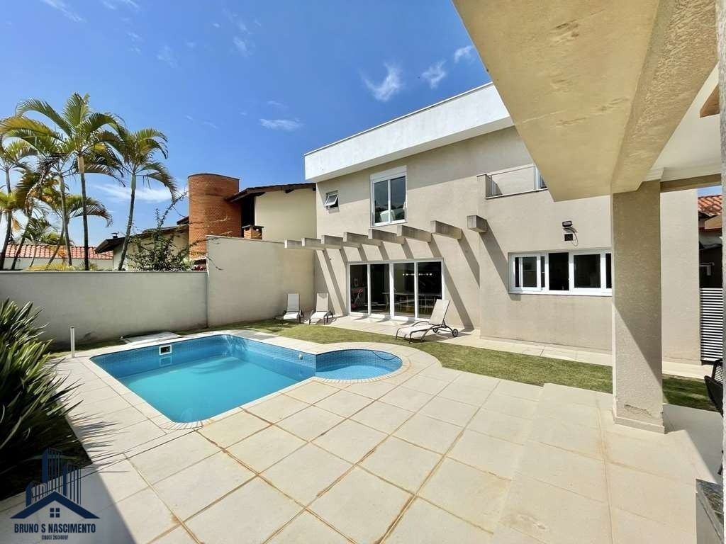 Casa à venda com 4 quartos, 4 suítes, 6 vagas e 358m² no São Paulo II, Cotia (SP) — foto 23 de 30