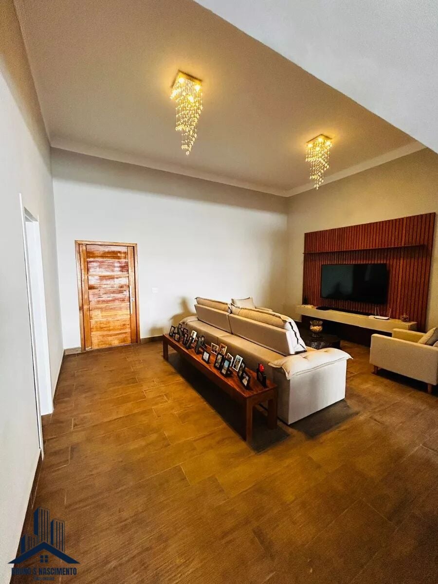 Casa à venda com 3 quartos, 1 suíte, 5 vagas e 250m² no Gramado, Cotia (SP) — foto 7 de 20