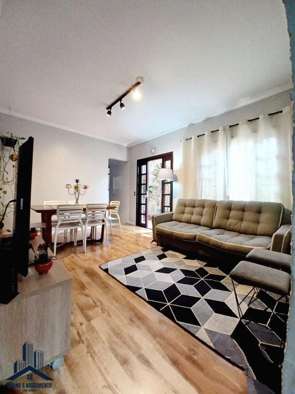 Casa à venda com 2 quartos, 1 suíte, 2 vagas e 110m² no Jardim Sabiá, Cotia (SP) — foto 19 de 21