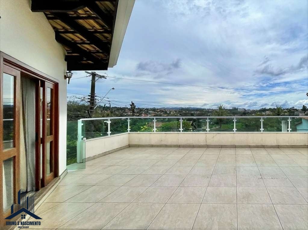 Casa à venda com 4 quartos, 2 suítes, 8 vagas e 356m² no Terras do Madeira, Carapicuíba (SP) — foto 24 de 30