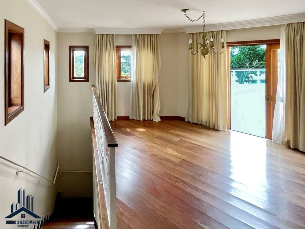 Casa à venda com 4 quartos, 2 suítes, 8 vagas e 356m² no Terras do Madeira, Carapicuíba (SP) — foto 23 de 30