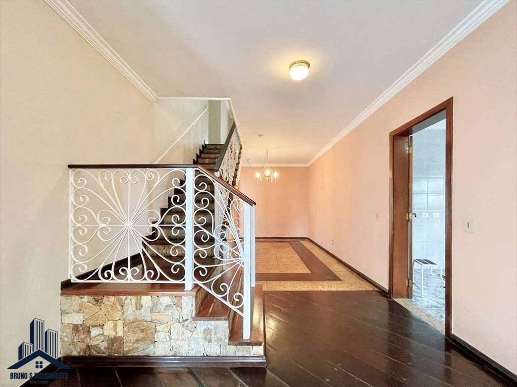 Casa à venda com 4 quartos, 2 suítes, 8 vagas e 356m² no Terras do Madeira, Carapicuíba (SP) — foto 17 de 30