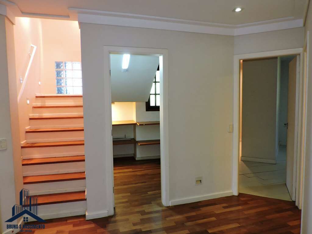 Casa para alugar com 6 quartos, 6 suítes, 8 vagas e 550m² no Jardim Marilu, Carapicuíba (SP) — foto 11 de 30
