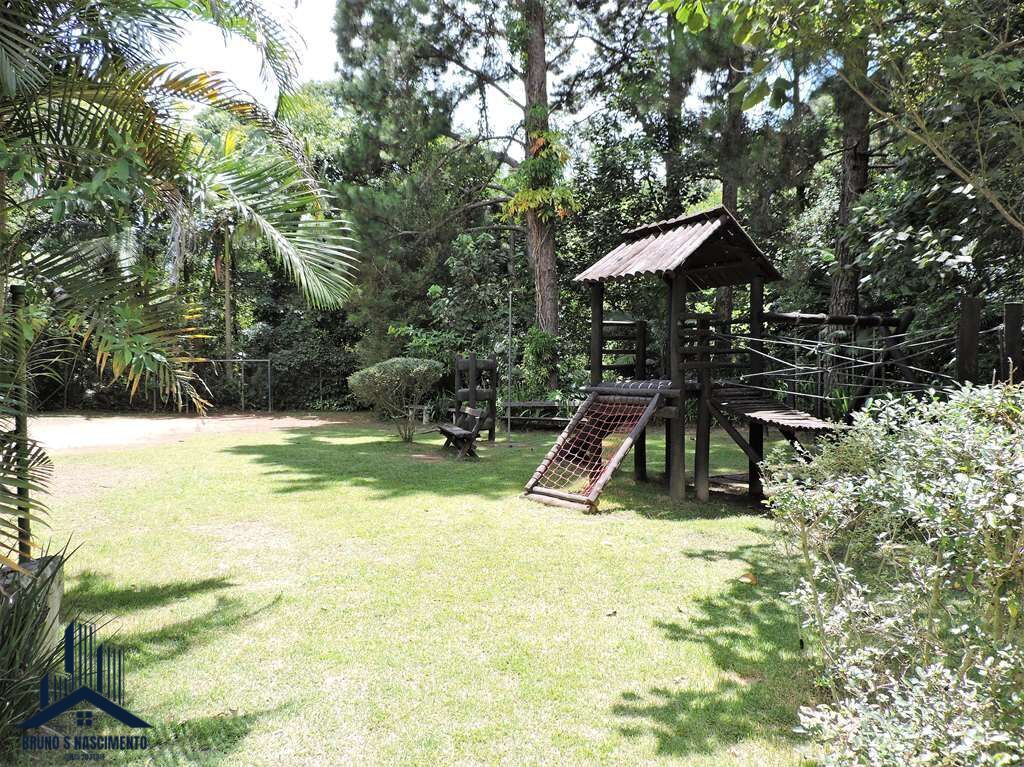 Casa para alugar com 6 quartos, 6 suítes, 8 vagas e 550m² no Jardim Marilu, Carapicuíba (SP) — foto 20 de 30
