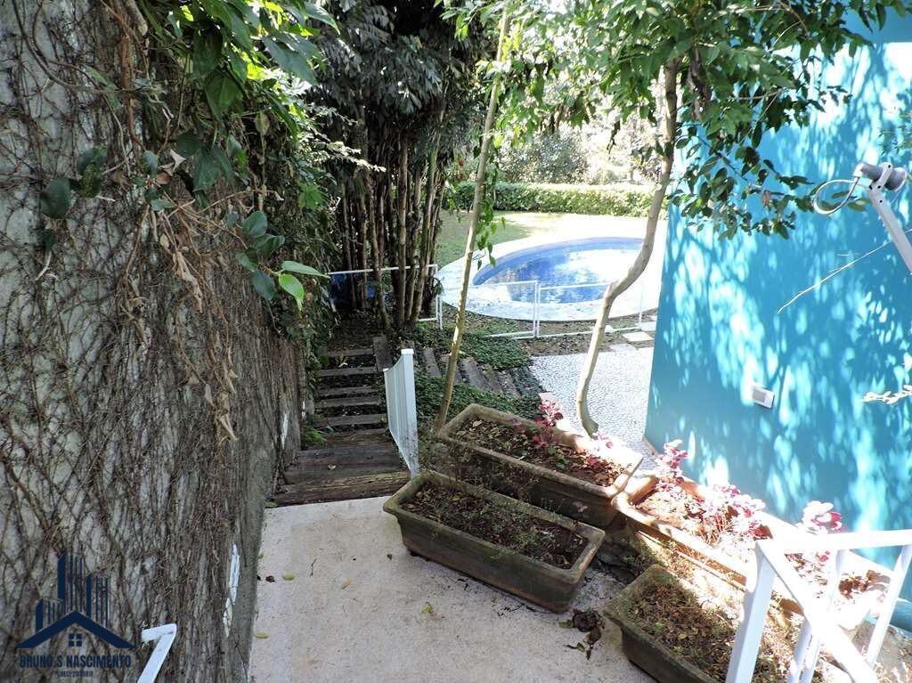 Casa para alugar com 6 quartos, 6 suítes, 8 vagas e 550m² no Jardim Marilu, Carapicuíba (SP) — foto 16 de 30