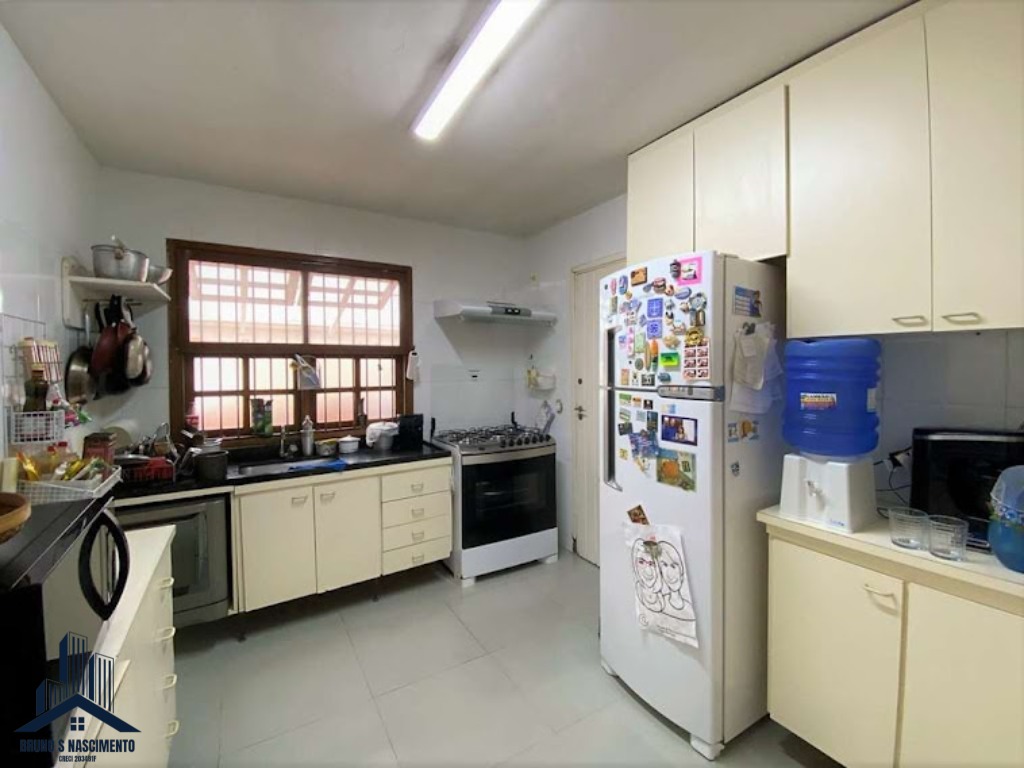 Casa à venda com 3 quartos, 2 suítes, 6 vagas e 285m² no Chácara Vale do Rio Cotia, Carapicuíba (SP) — foto 14 de 30