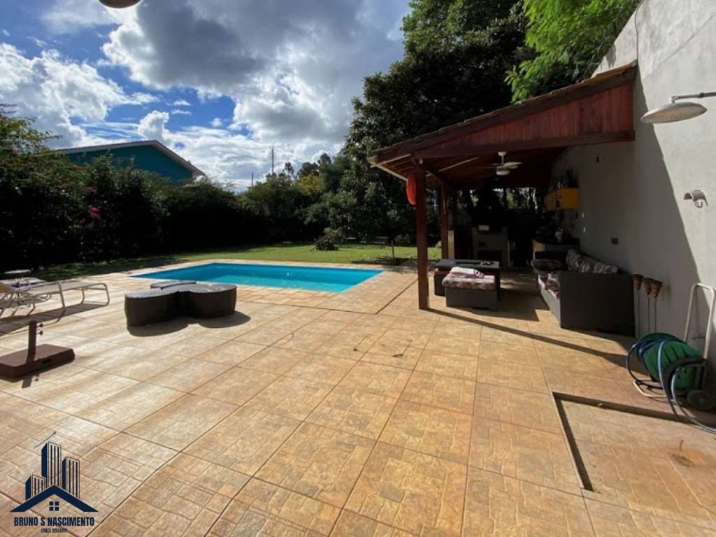 Casa à venda com 3 quartos, 2 suítes, 6 vagas e 285m² no Chácara Vale do Rio Cotia, Carapicuíba (SP) — foto 25 de 30