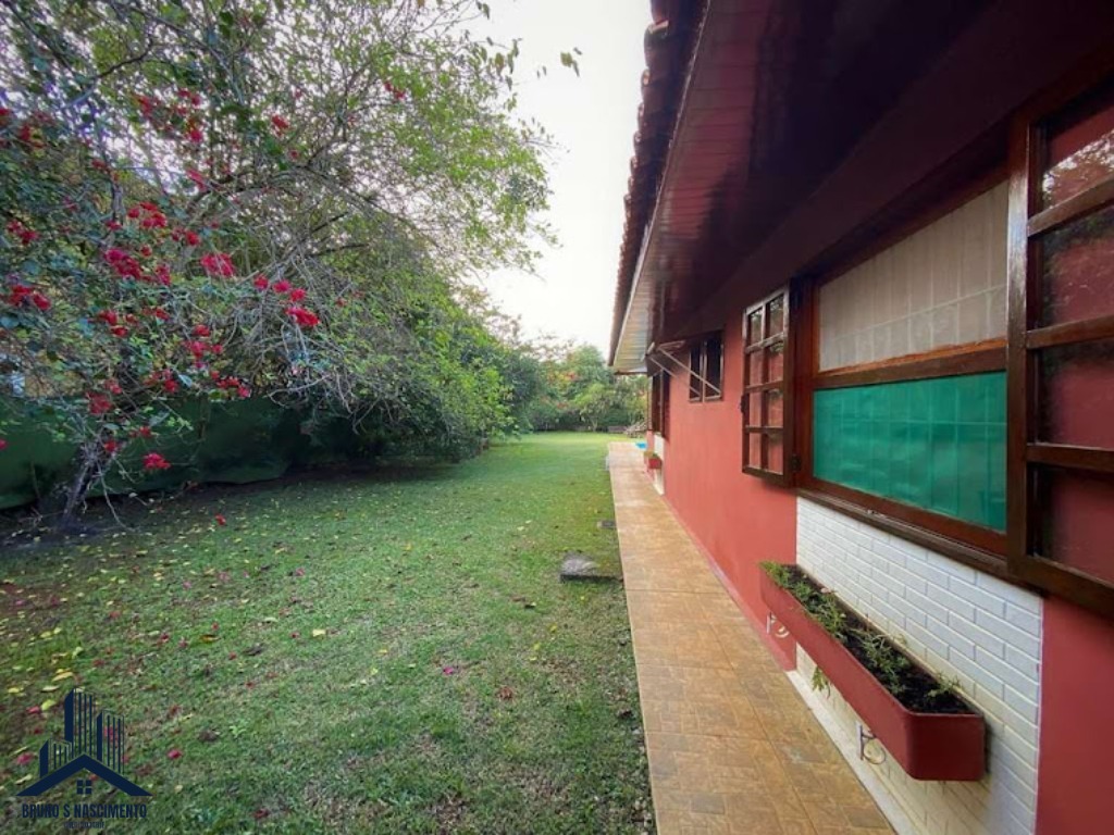 Casa à venda com 3 quartos, 2 suítes, 6 vagas e 285m² no Chácara Vale do Rio Cotia, Carapicuíba (SP) — foto 23 de 30