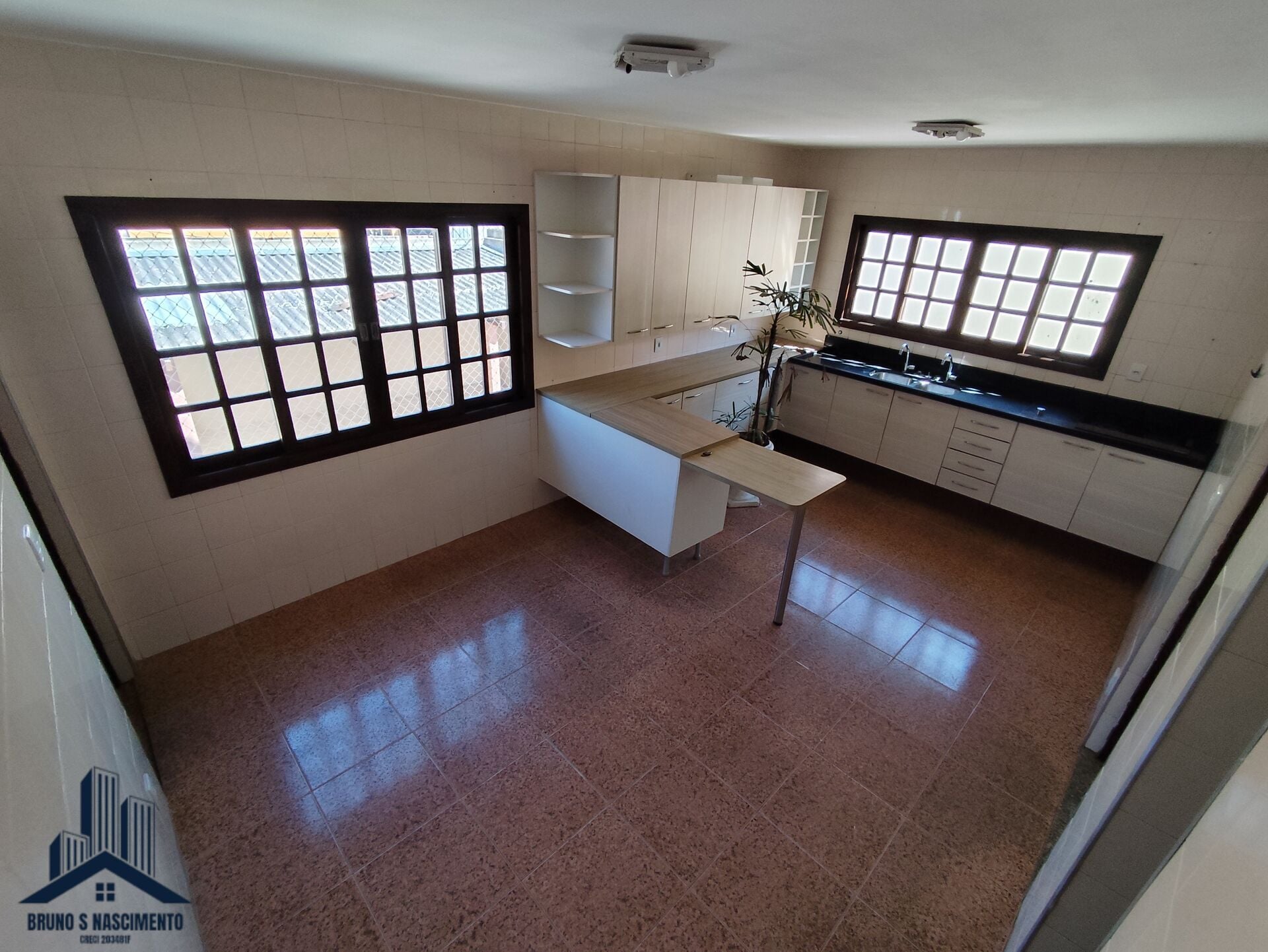Casa à venda com 3 quartos, 1 suíte, 6 vagas e 235m² no Jardim Nomura, Cotia (SP) — foto 12 de 30