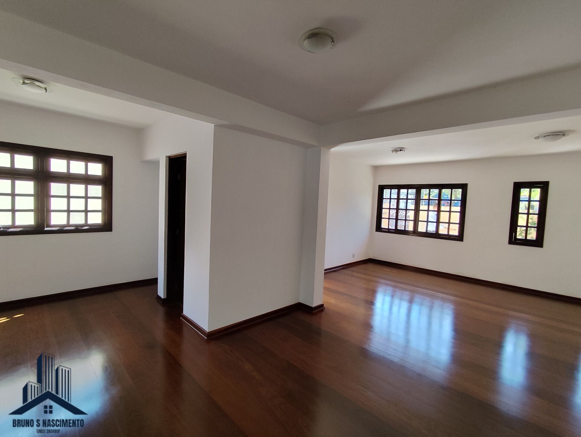 Casa à venda com 3 quartos, 1 suíte, 6 vagas e 235m² no Jardim Nomura, Cotia (SP) — foto 5 de 30
