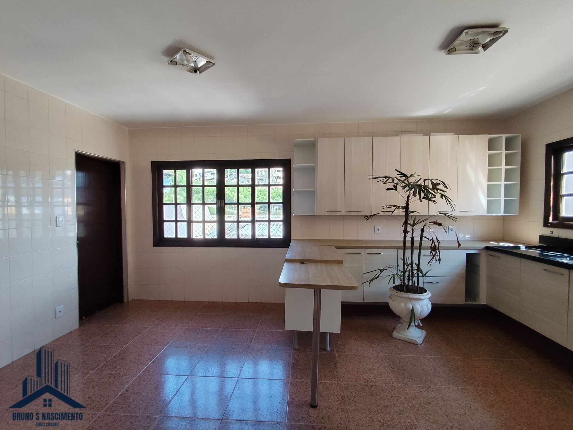 Casa à venda com 3 quartos, 1 suíte, 6 vagas e 235m² no Jardim Nomura, Cotia (SP) — foto 10 de 30