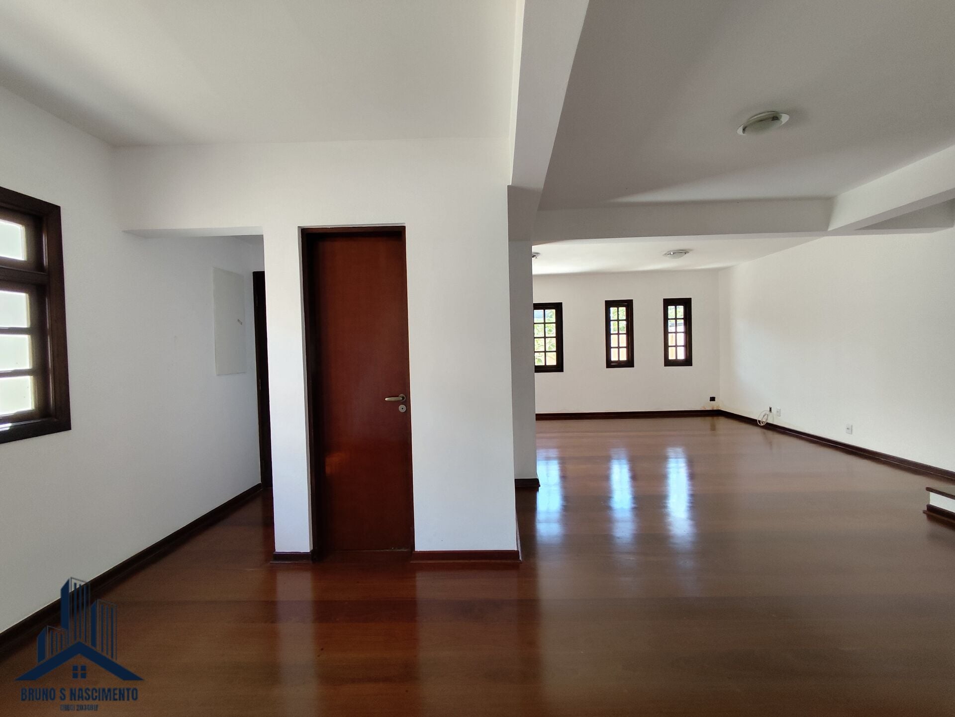 Casa à venda com 3 quartos, 1 suíte, 6 vagas e 235m² no Jardim Nomura, Cotia (SP) — foto 7 de 30