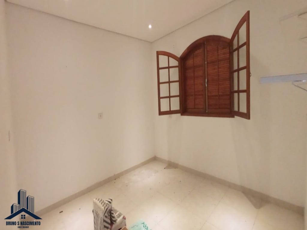Casa à venda com 3 quartos, 1 suíte, 2 vagas e 350m² no Jardim Araruama, Cotia (SP) — foto 21 de 30