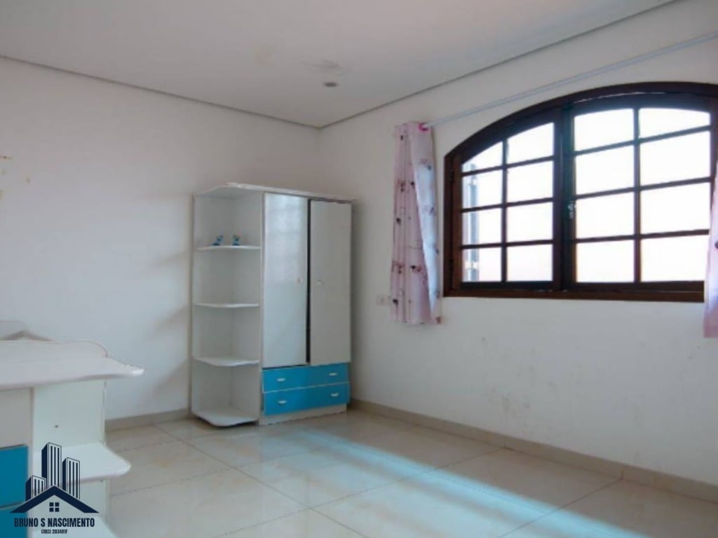 Casa à venda com 3 quartos, 1 suíte, 2 vagas e 350m² no Jardim Araruama, Cotia (SP) — foto 12 de 30