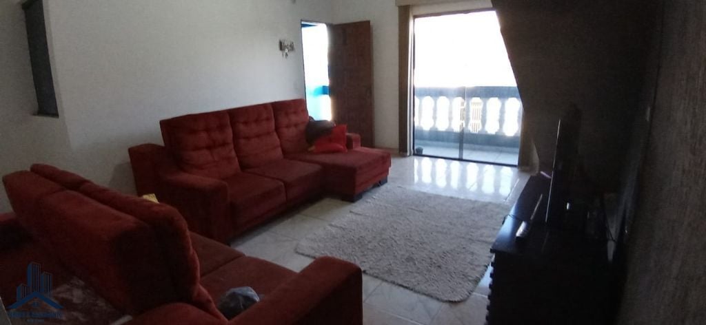 Casa à venda com 4 quartos, 1 suíte, 6 vagas e 197m² no Santa Maria, Osasco (SP) — foto 4 de 17