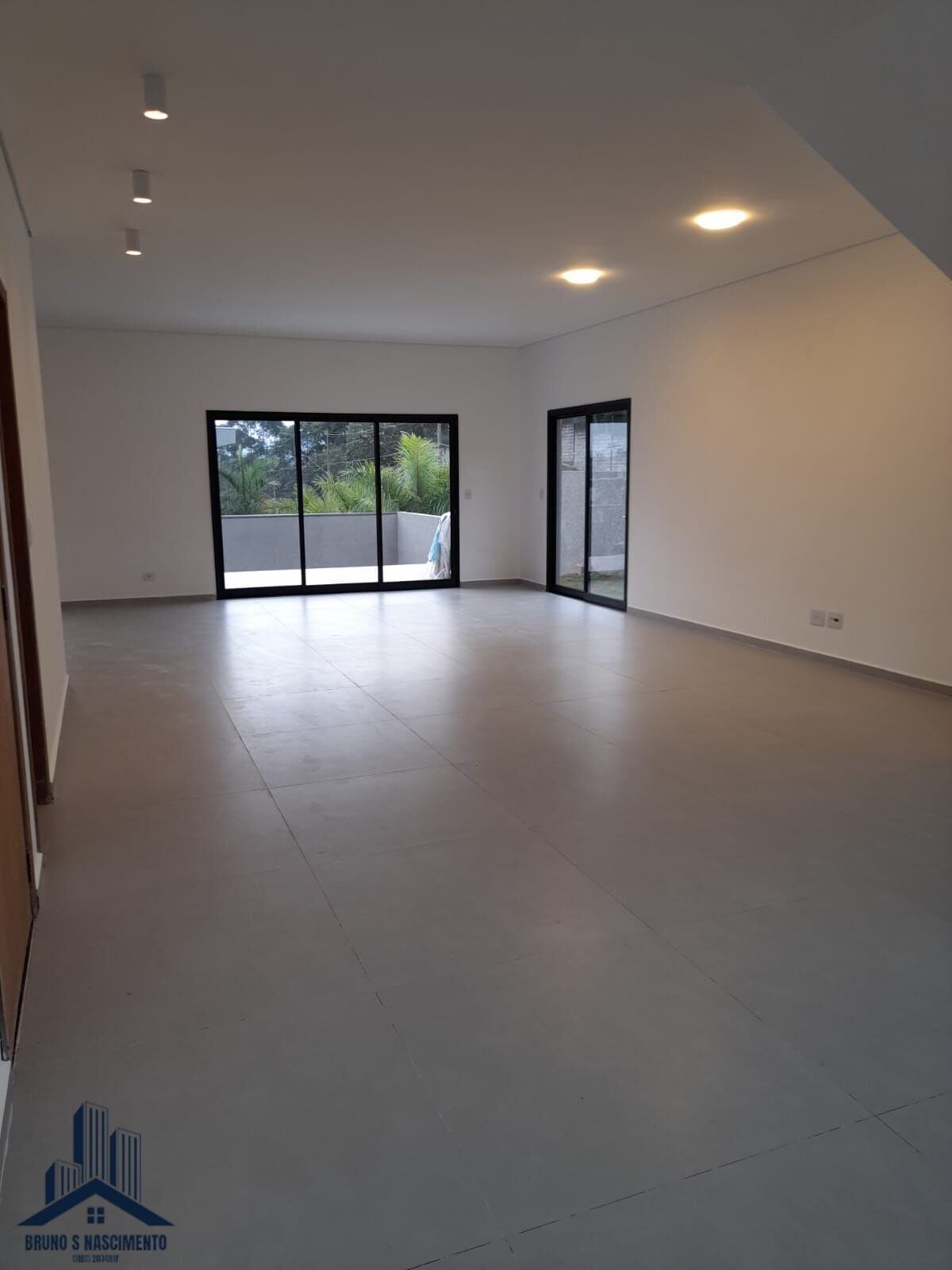 Casa à venda com 3 quartos, 1 suíte, 4 vagas e 255m² no Parque Dom Henrique, Cotia (SP) — foto 10 de 30